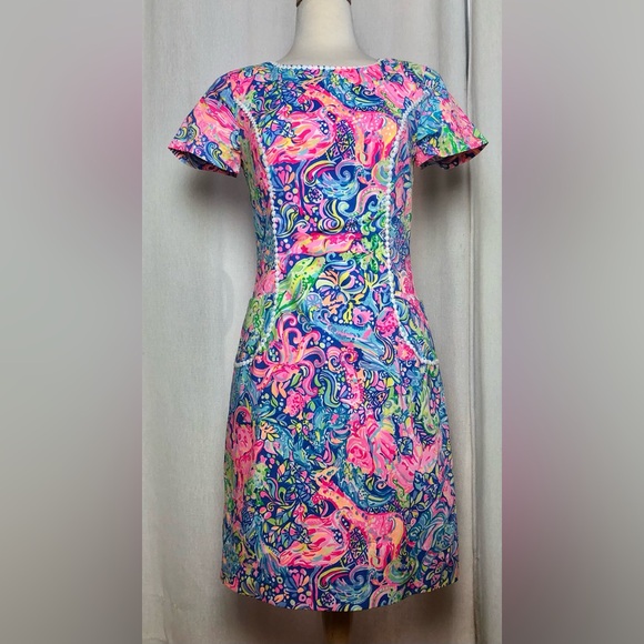 Lilly Pulitzer Dresses & Skirts - Lilly Pulitzer Shift Dress Pink Blue Floral Short Sleeve Crew Neck Knee Length 2